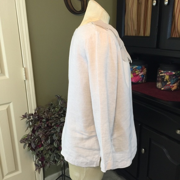 Choices Cream Linen Tunic Leaf Accents @ Neck - Picture 3 of 5